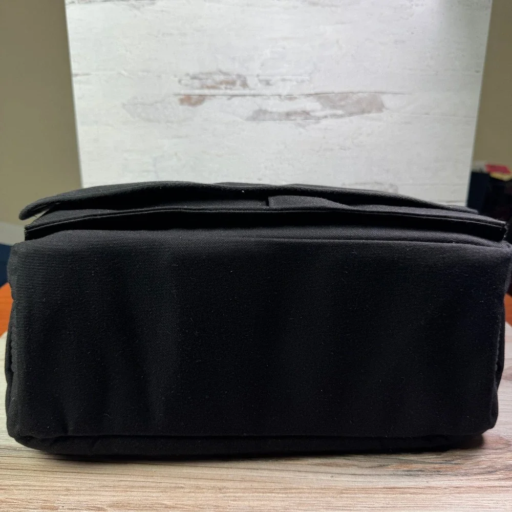 Think Tank Retrospective 30 Camera Messenger Bag Black Canvas Shoulder Strap